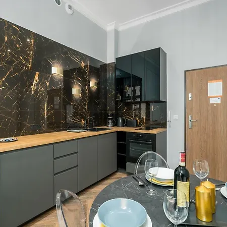 Apartment Center Garbary Poznan